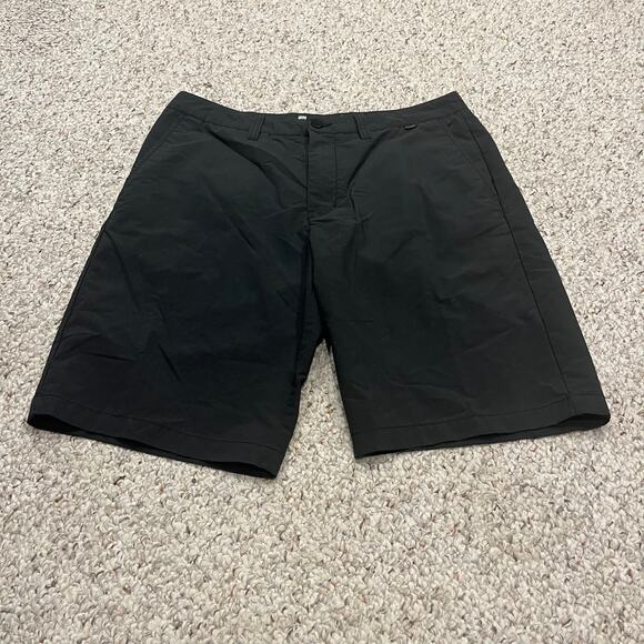 Travis Matthew Men's Black Golf Shorts Sz 34 Performance Casual Preppy - Picture 1 of 5